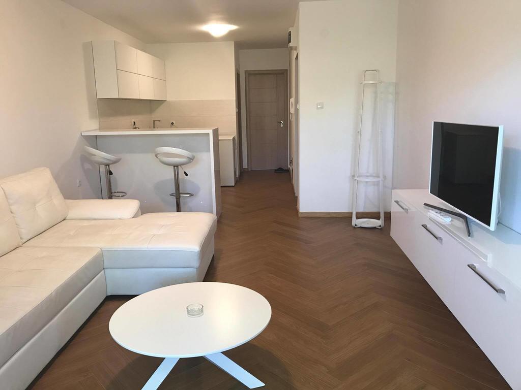 Afrodita Novi Sad Bagian luar foto