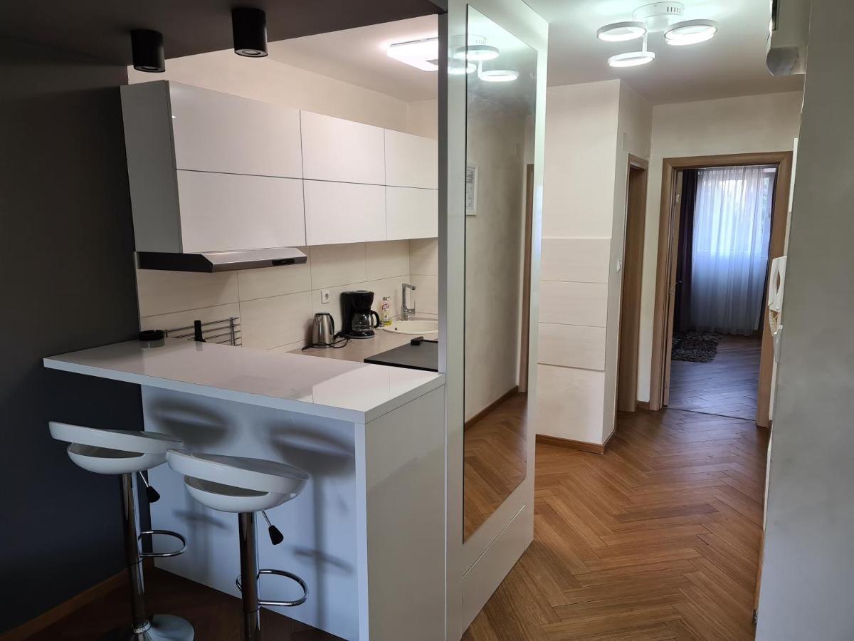 Afrodita Novi Sad Bagian luar foto